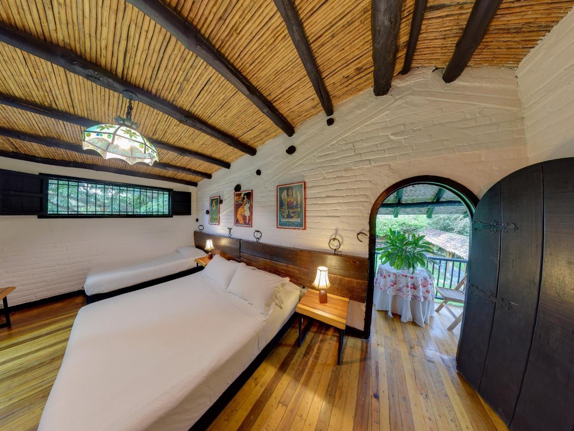 בוגה Eco Hotel Hacienda El Diamante מראה חיצוני תמונה