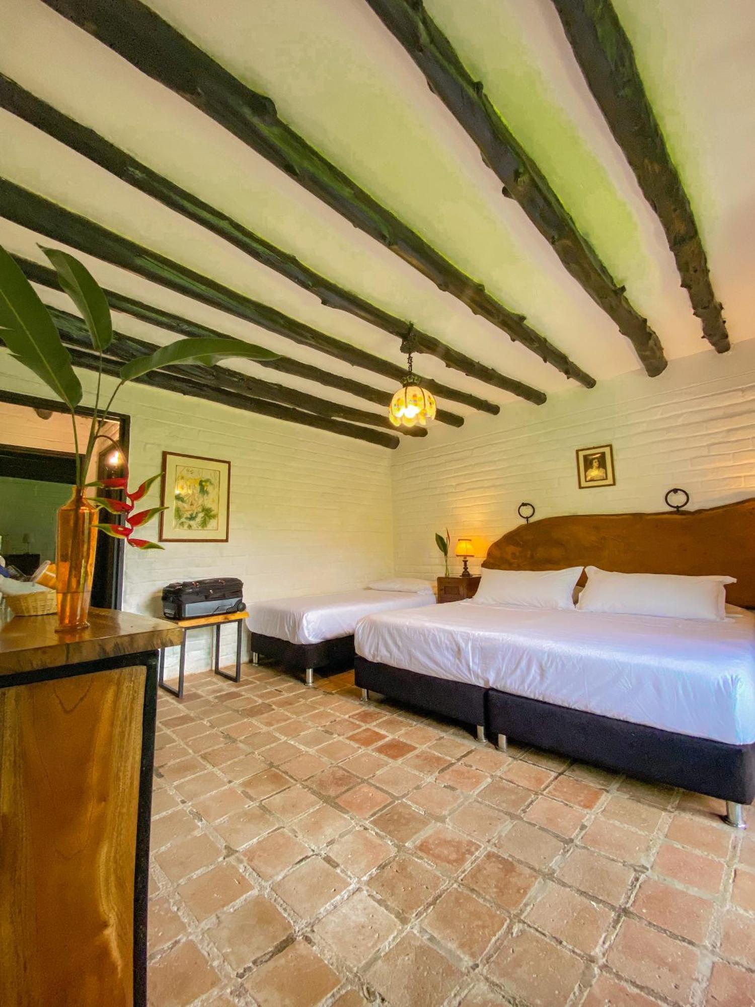 בוגה Eco Hotel Hacienda El Diamante חדר תמונה